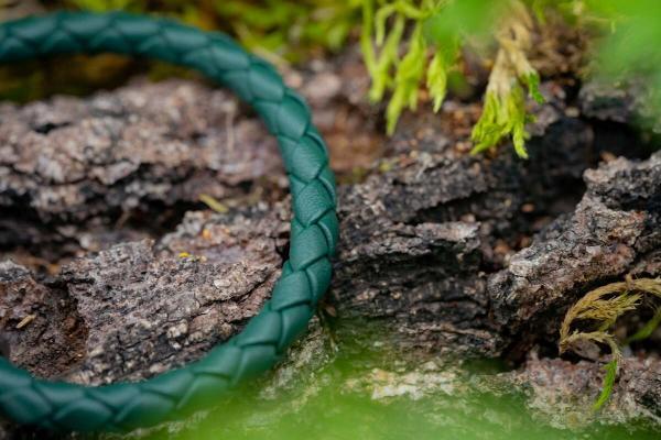 Energiearmband aus Leder (Tannengrün)