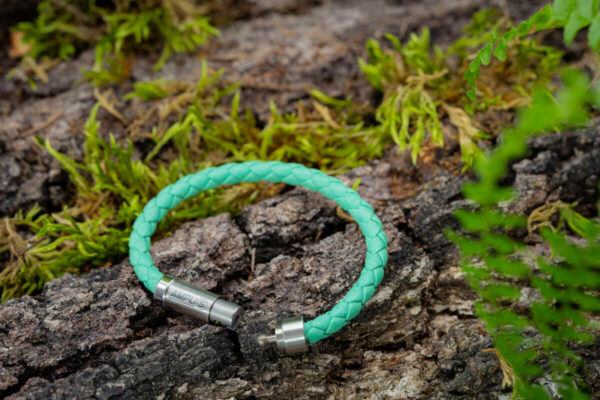 Energiearmband aus Leder (Antik-Grün)
